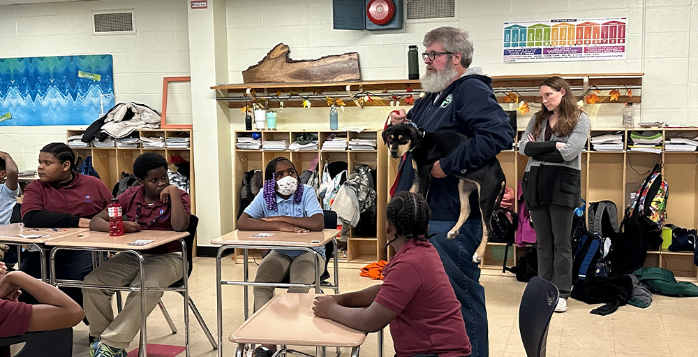 Helping Hounds Volunteers Visit Citizenship & Science Academy of Syracuse Elementary School