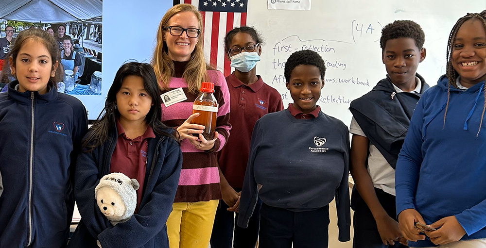 SUNY ESF Chemistry Professor Teaches Citizenship & Science Academy of Syracuse Students about Oceanography